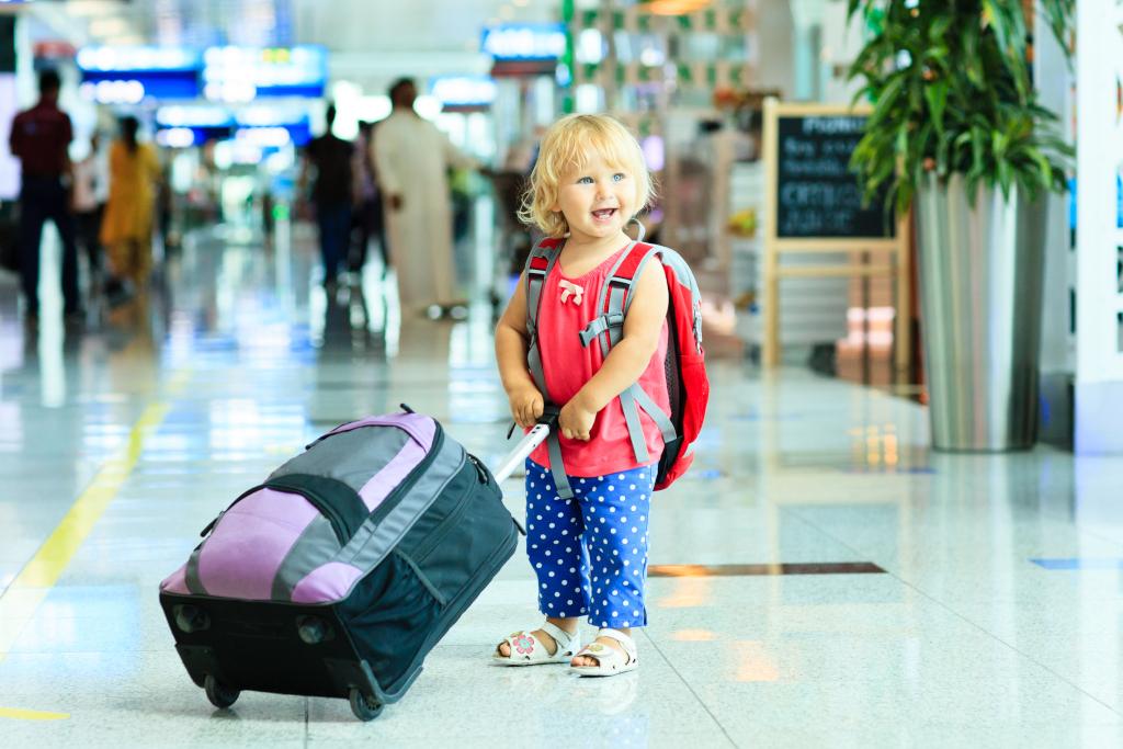 How to Survive Long Flights with Toddlers (Without Losing Your Mind)